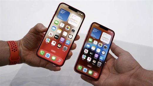 iPhone 14 and 14 Plus First Look: Apple's Made Its Non-Pro Phone Bigger - Video