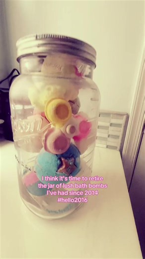 Revive Nostalgia with Fidget Spinner Bubble Bar