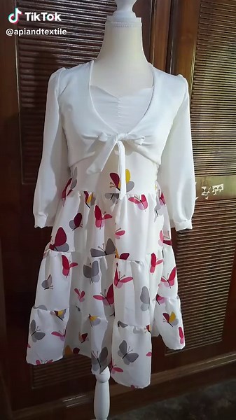 මගේ අලුත්ම dress එක ලස්සනයිද....#patternmaking #dress #apiandtextile #business