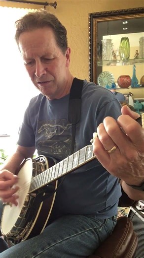 Flat picking a Banjo demo “I’ll Fly Away” #christianmusic #banjo #southerngospel