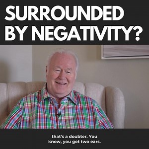 It’s easy to get distracted. Fight to stay focused! Don’t quit expecting miracles! I’m praying for you and expecting, expecting expecting! 👊🏼 | Richard Roberts