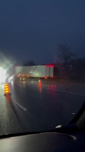 1.8K views · 19 reactions | Delays OnHwy401 Near London,ON . #Hwy401 #London #ONHwys #ONStorm #trucking #truckdriver #traffic #ONStorm #Accident #Ontario #roadsafety | 401_da_sarpanch | Facebook