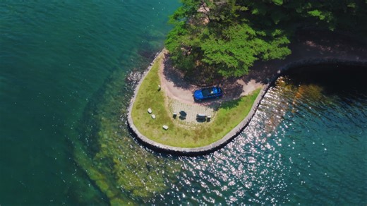 Join us on a special journey with an installation artist that will expand your senses! #GENESIS #G70SHOOTINGBRAKE #G70 #CarDesign #Roadtrip #Travel #NationalGeographic | Hyundai Motor Group