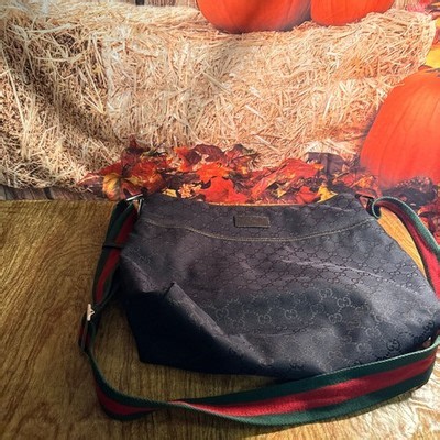 Gucci Black GG Canvas Messenger Bag Gucci | eBay