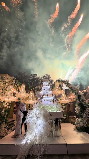 ზღაპარი, რომელიც რეალობად ვაქციეთ ✨💫 𝓓&𝓐 | 𝓕𝓵𝓸𝔀𝓮𝓻𝓼 𝓛𝓸𝓿𝓮𝓻𝓼 | 22.01.2026 • ქორწილის დიზაინერი ნათია გურეშიძე 🌟 • ტორტი რაფაელო / Rafaelo 🍰 • Restaurant Qalaquri / რესტორანი ქალაქური 💫