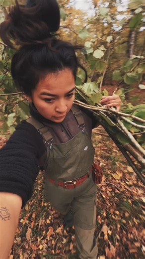 I passed my level 3 Intermediate Bushcraft Course 🥳 for someone who struggled to pass anything at school, this is a big deal. I have certainly learnt that hands on stuff is my thing, not number crunching, languages or looking at the hidden meaning behind books 📚. These 5 days in the woods, we butchered a deer and learnt to smoke the meat, I advanced my spoon carving 10 folds regardless of the holes 😂, I turned a log into a stool and practised game traps and crafted a fish trap, which is now a