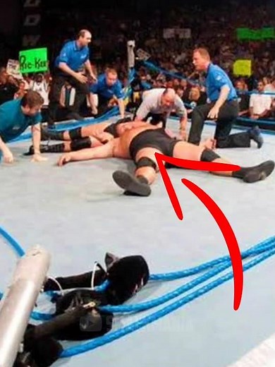 Brock Lesnar BREAKS the Ring vs Big Show | WWE Ring Collapse Moment #wwe #brocklesnar #bigshow