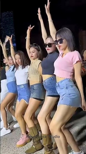 Beautiful Ladies Dancing with Magical Vibes 🎶#shorts
