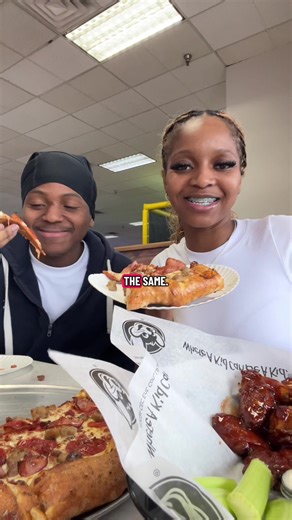 Honest Review of Chuck E. Cheese's Pizza