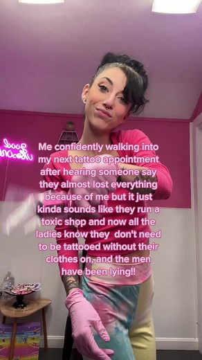 I'm a big big fan if the button up! It’s perfect to wear backwards for back tattoos and can be taped up for sternum or stomach tattoos! 💖 #themoreyouknow #tattooadvice #tattooartist #femaletattooartist #pinktattooshop #worcesterma