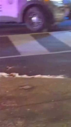 🕯️ Tragedy in Canada: Nigerian Man Shot Dead at Toronto Bus Terminal A 46-year-old Nigerian man, Osemwengie Irorere, has been shot and killed at the Yorkdale GO Bus Terminal in Toronto, Canada. The fatal shooting occurred on Sunday, January 4, 2026, around 7:00 p.m., near Yorkdale Road and Allen Road. According to Toronto Police Service, both the victim and the suspect boarded the same GO bus at the terminal. Police said the suspect allegedly shot Irorere on the bus before fleeing the scene on 