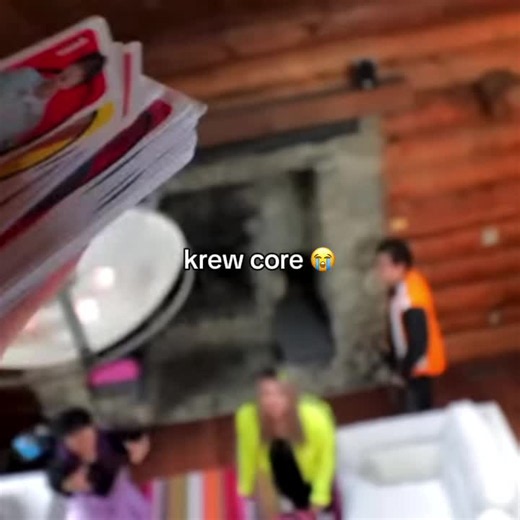 this was so fun to make ngl 😭😭 // might make a part 2 👀💓 // #fyp #krew #itsfunneh #krewcore #krewreacts ♡