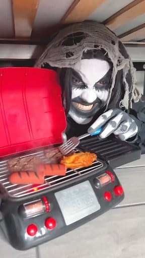 Monster cooks on the grill 🍖👻 #Monster #funny #reels #reelsvideo #reelsfb #funnyreels #funnymoments #funnyvideo #usa #TeamUSA #funnymemes #funnyface #funnystuff #funnyday #funnyanimals #funnyfaces #funnyvines #funnyclips #FunnyCats #funnydog #funnycomics #funnyvideos #reelsviral #reels2023 #reelsusa #reelsfypシ #reelsinstagram #reelsplay #funnyfanreels #trending #loveislove #virals #humor #duet #tiktokus #shorts | Yoeslan Reels