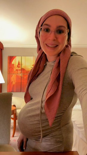 654K views · 9.8K reactions | Telling my four daughters that I am pregnant and their reaction #pregnant #pregnancyannouncement #family | Miriam Malnik-Ezagui | Facebook