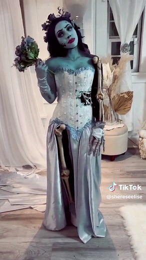 Emily Corpse Bride Cosplay Transformation | Halloween Makeup Tutorial