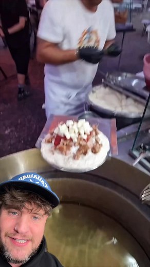 The Ending On This One Is Even Crazier Antonio 100×100 Street Food Napoletano | Richard Sales