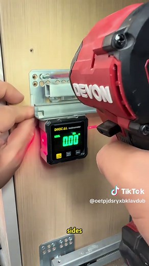 Mastering Perfect Alignment with Your Level Tool