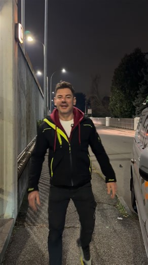 Siemilano “Pettine!” on Instagram: "Certe comodità non hanno prezzo!!💚 #siemilano #miapassione #elettricista #tutorial #pettine"