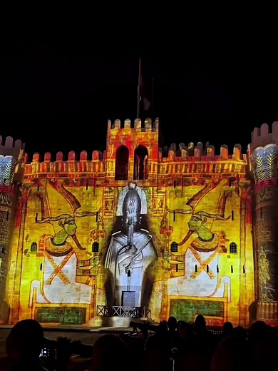 فيديو عرض الصوت و الضوء ♥️من قلعة🏰 قايتباى احدث عرض صوت و ضوء فى مصر وبيكون مبهر حرفيا حتي لو هتجربة مره واحده يبدأ العرض الأول ٨.٣٠ مساءً والعرض الثاني ٩.٣٠ مساءً وفي حالة الإقبال يتم اضافة عرض ثالث الساعة ١٠٣٠ مساءً. والحجز اون لاين او من شباك التذاكر #creatorsearchinsight #viral #الصوت_والضوء #اسكندرية