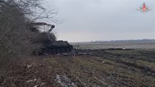 🔥 The Vostok Group's 2S3 Akatsiya gun crews destroyed the AFU UAV command posts in Zaporozhye region. The enemy's position data was revealed by reconnaissance drones. | War Flags Phases
