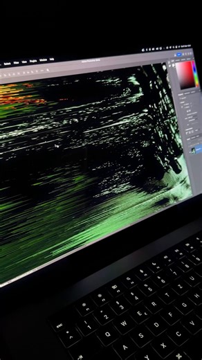 187K views · 821 reactions | There’s something so satisfying about a good glitch! Tim Wingert (timhosqo on Instagram) shows how to get the look with parametric filters. | Adobe Photoshop | Facebook