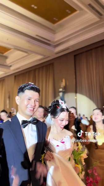 ឃេីញហេីយចង់ការដែរអត់បងប្អូន? ❤️