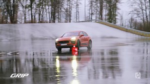 251K views · 1K reactions |  Donut-Challenge  Wie gut können Niki Schelle und Jan-Erik Slooten mit ihren PS-starken SUVs im Kreis driften? Die komplette Challenge CUPRA Formentor VZ5 vs. Porsche Macan S seht ihr heute in einer neuen Folge GRIP. 18:15 Uhr, RTLZWEI #gripdasmotormagazin | GRIP - Das Motormagazin | Facebook