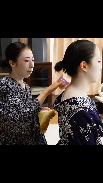 Geisha Makeup Tutorial: Step-by-Step Guide