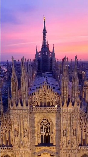 Milan, Italy 🇮🇹 | A Stylish and Beautiful Cit