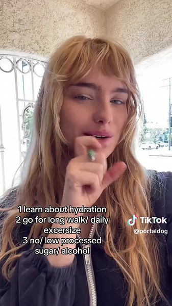 #creatorsearchinsights 3 daily habits to make u glow up as a model or just in general #modeling #editorialmodeling #slavic #modelscout #highfashionmodel #caloriedeficit #modelingagency #modeltips #model