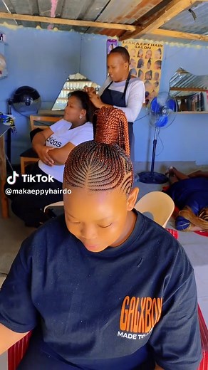 Top Hairstyles for Ladies in 2025: Dreadlocks & More