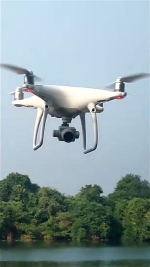 DJI phantom 4 fly #drone #quadcopter #djidrone