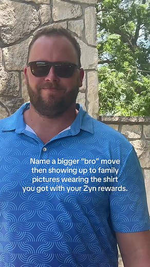 Creative Family Picture Ideas with Zyn Rewards