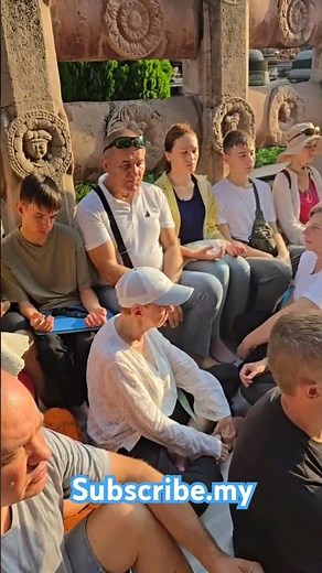 "Thousands Meditate Under the Bodhi Tree | Bodh Gaya’s Spiritual Vibes!"