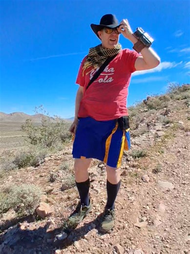 Exploring Real Life Fallout Locations in the Mojave Desert