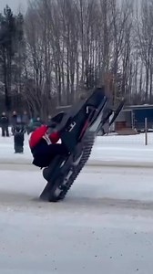@speedwerxusa • When the new Speedwerx clutching engages 🥊 🎥: @sledmichigan #speedwerxusa #straightupusahorsepower #experiencethewinningtradition #builtonracing #performance #snowmobile #snowmachine #trail #riding #dragracing #polarissnow #1990s #600 #440 #800 #exterminator #2000s #polaris #hotseat #hypershift #helix #hotseatperformanceo | Snowmobile Fails
