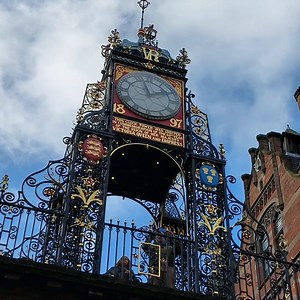 Today we are exploring the wonderful Chester, a city in northwest England, founded as a Roman fortress in the 1st century A.D. Wonders outside London | Wonders of London