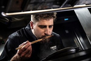 158K views · 7.4K reactions | The most loved cuisine in the world has its rules! Today, I turn into a BORA chef to reveal them to you. Don't miss the appointment with the #Giro 103! #PeterIsReady, October 3-25, are you? La cucina più amata del mondo ha le sue regole! Oggi mi transformo in chef BORA per svelarle. Non perdere l’appuntamento con il #Giro 103! #PeterIsReady, 3-25 ottobre. E tu? Giro d'Italia | Peter Sagan | Facebook