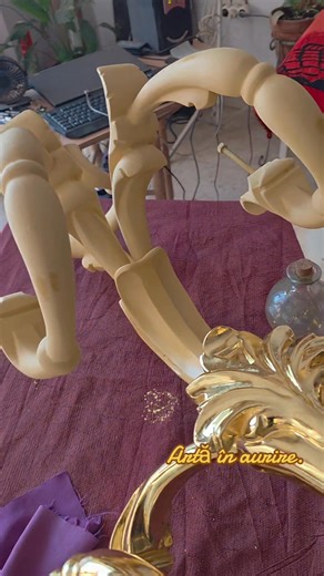 El maravilloso arte del dorado al agua. The art of water gilding La magia de la alquimia. Convertir la madera en oro. | Daniel N B Dorado