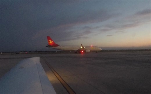 『学飞之路』钻石DA-40飞机 夜航本场起落训练