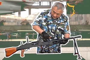 我国首款通用机枪67式，使用上有哪些不顺手的地方？一起听杨老师解析。_哔哩哔哩_bilibili