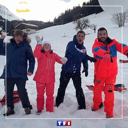 Pour la première fois, toute l’équipe du Camping paradis délaisse la plage et le sable de Méditerranée pour les pistes enneigées de Morzine en Haute-Savoie ! ⛷❄ ⏰ "Les bleus font du ski" dans #CampingParadis ce soir à 21:05 ! | TF1