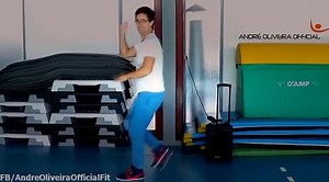 ZUMBA CLASS 1 - EASY DANCE STEPS FOR BEGINNERS