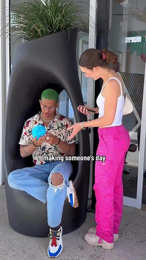 What's Your Favorite Color Meme - Funny Interaction