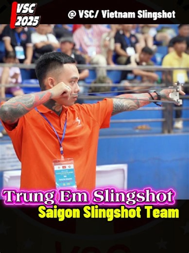 Ná thủ với tư thế bắn ná đẹp, chuẩn từng động tác. từ lúc vào bi, đưa da lên điểm chạm, giữ vững tư thế và đưa tay ra chuẩn không cần chỉnh trong giải ná cao su thể thao VSC 2025 mở rộng, Các Idol slingshot nhìn và học tập nhé!? Trung Em Slingshot đến từ Sài Gòn Slingshot Team #Nathunhi #nathu #NáCaoSu #Slingshot #SlingshotShooting