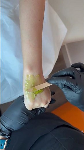 Did you know that at Shobha, we include hands in every full and lower arm waxing / sugaring service?