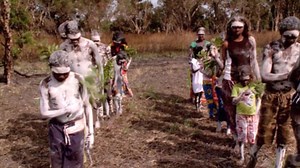 BBC Two - Bitesize Primary, Primary Creative Arts Around the World, Australia, Traditional aboriginal dance