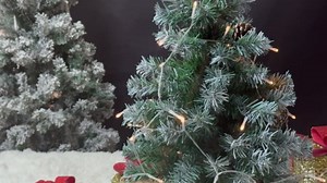 Artificial Mini Christmas Tree with LED Lights, 21 Inch Table Top Christmas Tree with Pine Cones for Holiday and Christmas Decoration