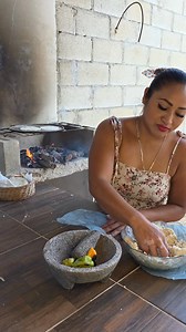 Hay cosas en la vida que el dinero jamás podrá comprar, es la herencia de las enseñanzas que nuestros abuelos y padres nos dieron. 🫶😥 | Raquel23