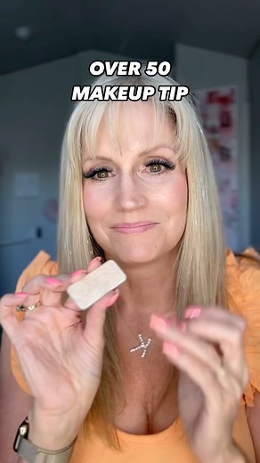 ✨Glow Up with Illuminator!✨ Illuminator is a game-changer in your beauty routine, offering that radiant, lit-from-within glow we all crave. Here’s why adding an illuminator to your skincare and makeup arsenal is a must: 🌟 Benefits of Illuminator: ✨Radiant Complexion:Adds a subtle, healthy glow to your skin, making it look vibrant and fresh. ✨Youthful Appearance: Reflects light to diminish the appearance of fine lines and wrinkles, giving a smoother, younger-looking complexion. ✨Versatility:Can 